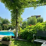 Villa Salici, Pool & Garden *