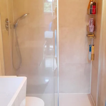 Salici, Pool & Garden Villa