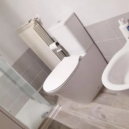 Salici, Pool & Garden