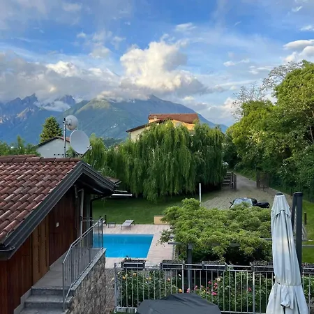 Salici, Pool & Garden Villa