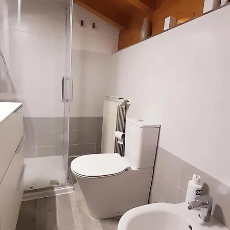 Salici, Pool & Garden * Colico