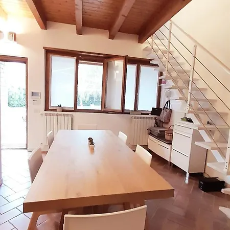 Salici, Pool & Garden Villa *