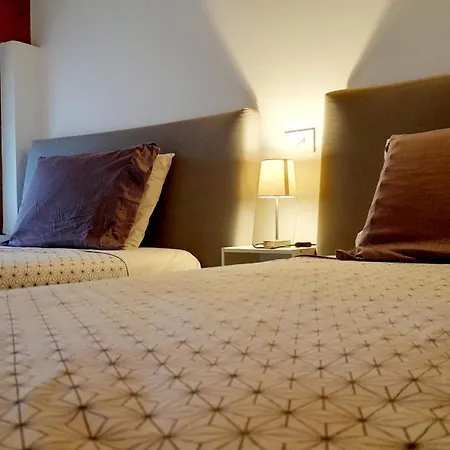 Salici, Pool & Garden