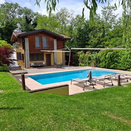 Villa Salici, Pool & Garden Colico